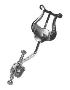 Atril Marcha Corneta Argolla Abierta Ø18 mm. Colocacion Codo Tuberia Tamaño Normal 55x45 mm. Cromado